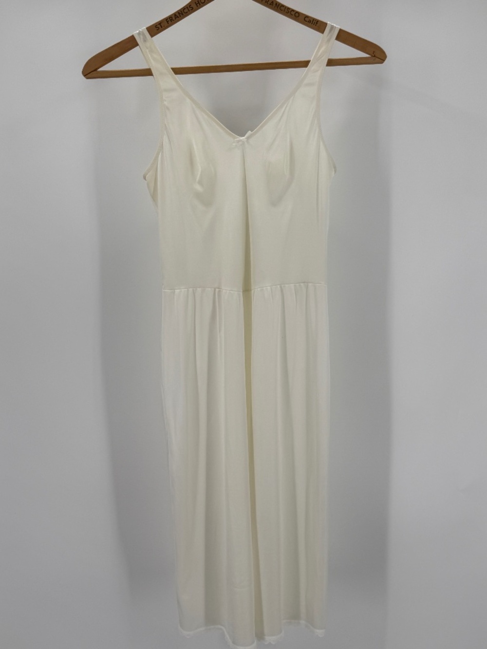 Vintage Warner's Antron III Nylon Full Slip Size 36 Cream Lace Hem Lingerie 23"